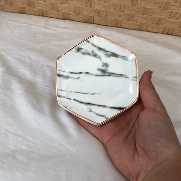 Jewelry holder - Picture 2 of 3